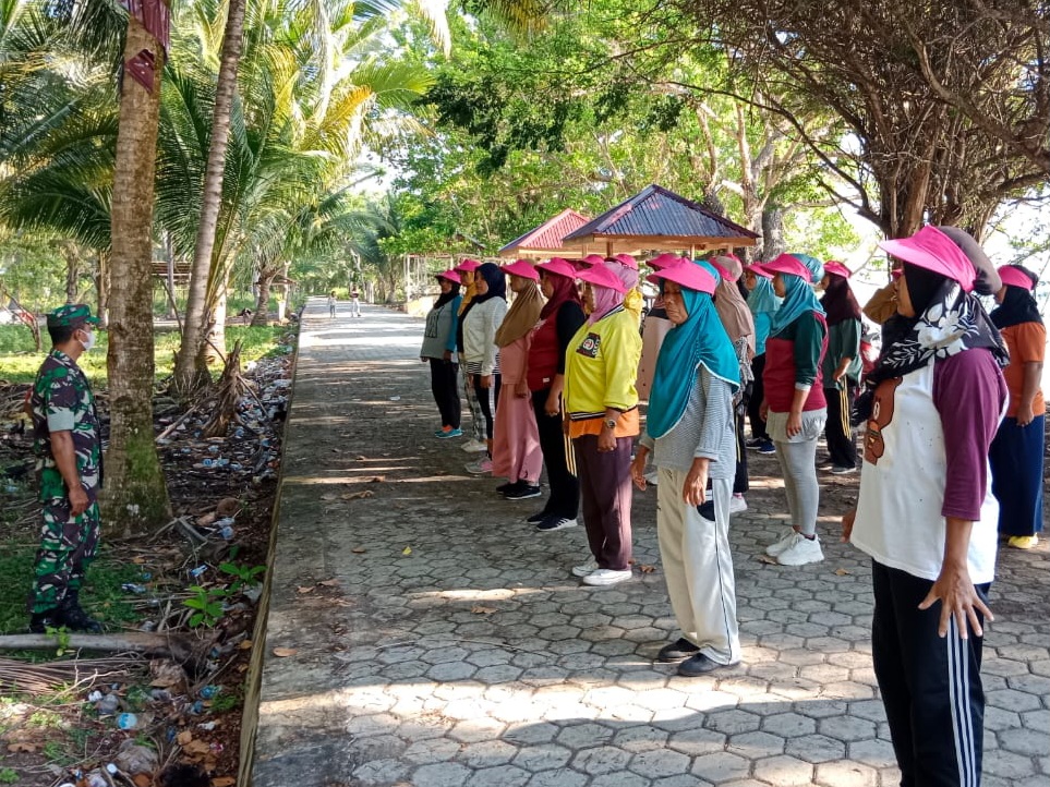 Pelaksanaan Pendampingan Dan Pembinaan Peraturan Baris Berbaris