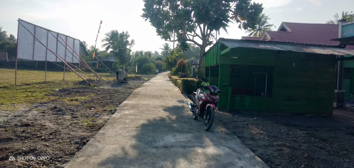 Finishing 100% Rabat Beton TMMD, Kedua Alat Ini Senjata Yang Ampuh