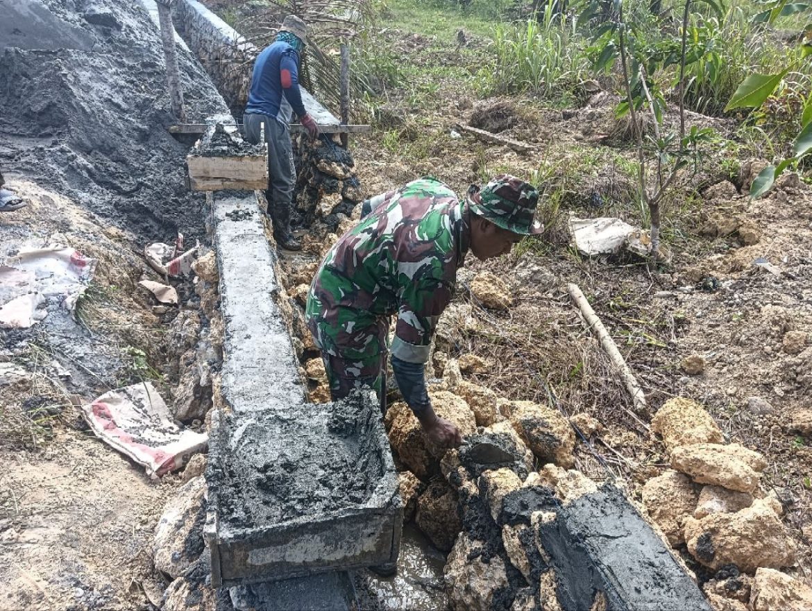 Pengerjaan Pembangunan Drenase Desa Ako, Sudah Berjalan 45 Persen