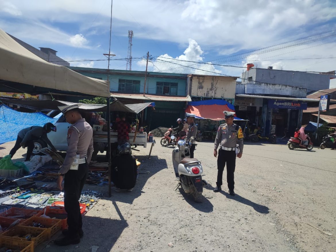 Sat Lantas Polres Mamuju Tengah Gelar Patroli Dialogis di Pasar Topoyo