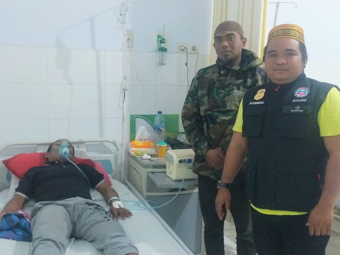 Ketum PKPM Jenguk Pasien Kurang Mampu di RS.Stella Maris