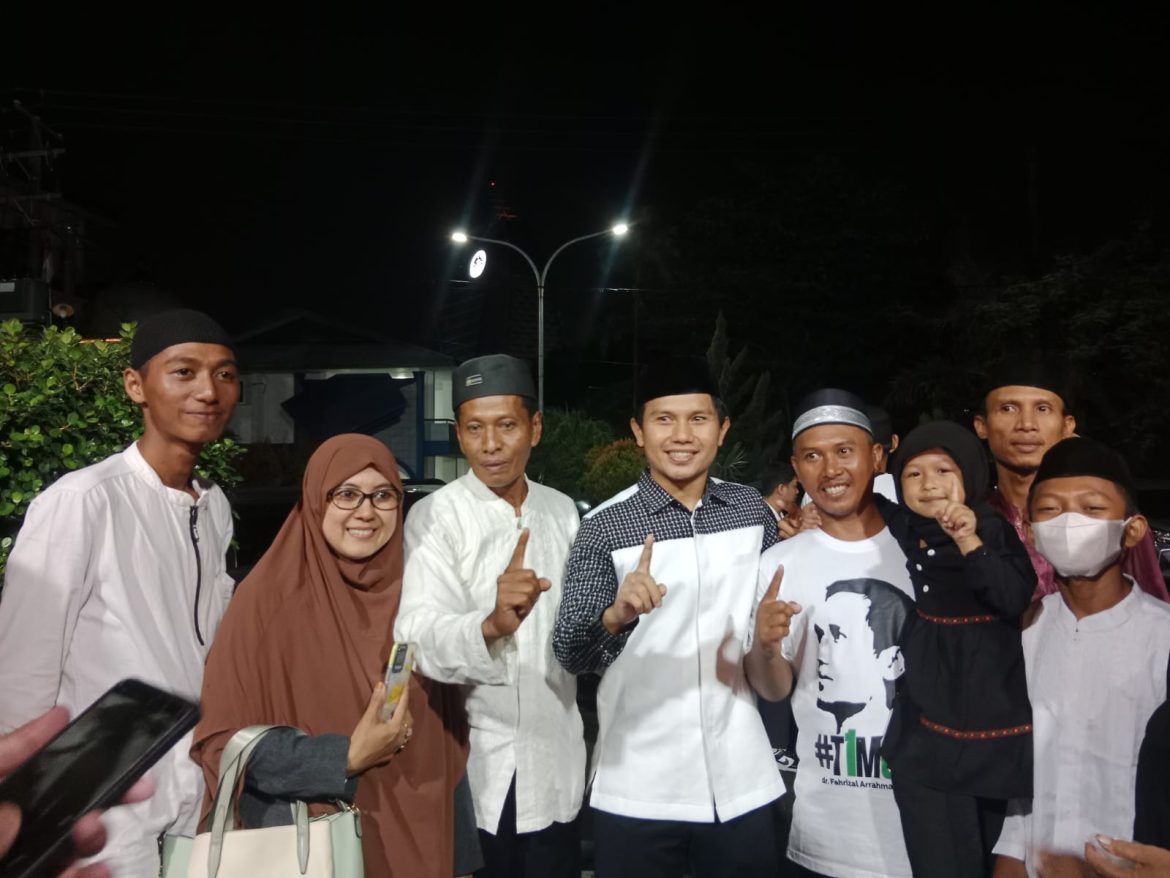 Dr. Fachrizal Gelar Acara Buka Puasa di Gedung Pascasarjana UNM