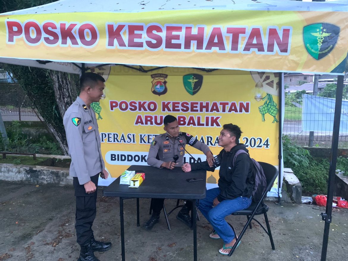 Biddokkes Polda Sulbar Cek Kesehatan Pengemudi Roda Dua Dan Roda Empat Arus Balik Lebaran 