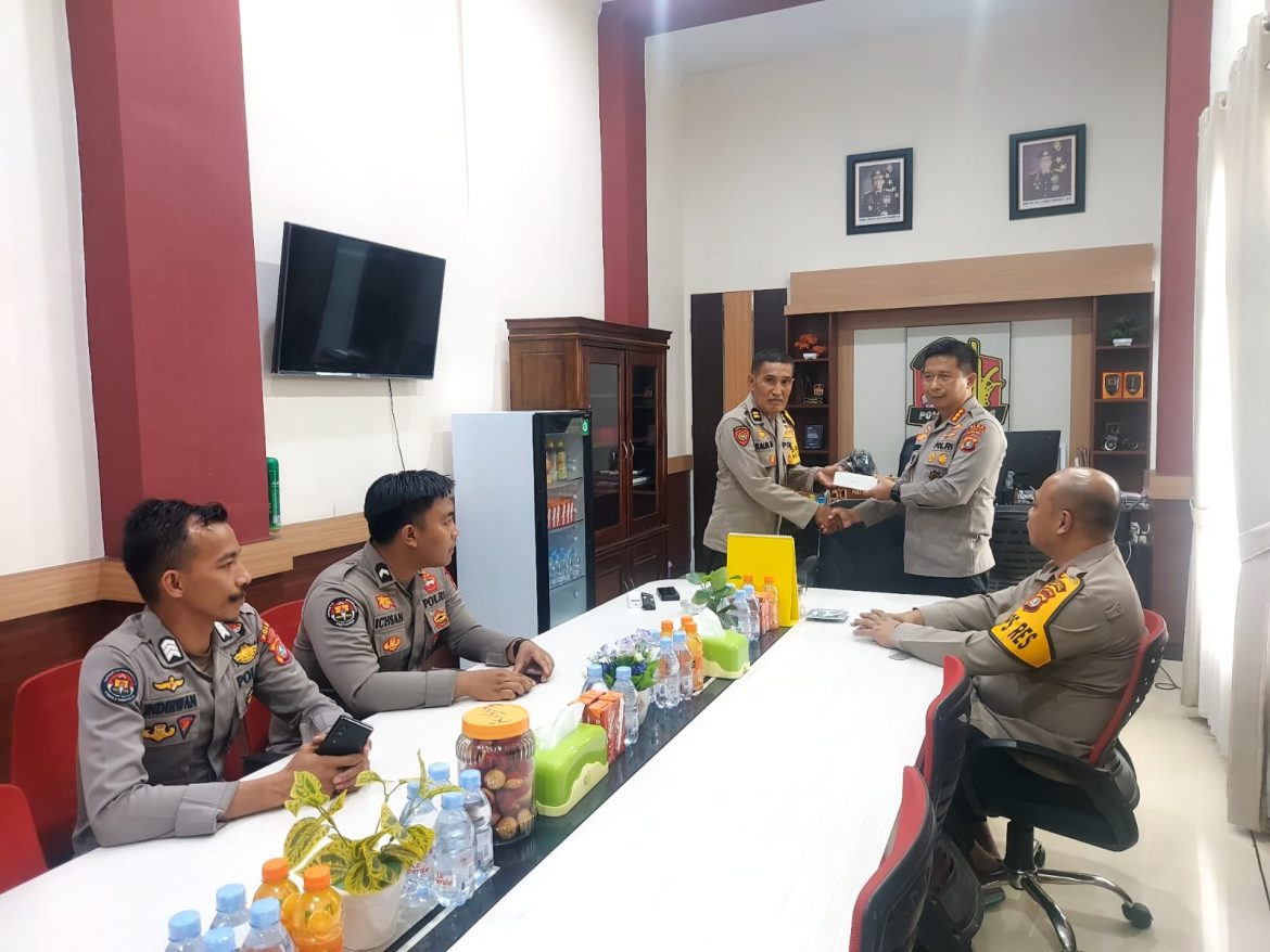 Kabid Humas Polda Sulbar : Kita Dorong Inovasi Untuk Tingkatkan Citra Polri di Polres Mamuju Tengah