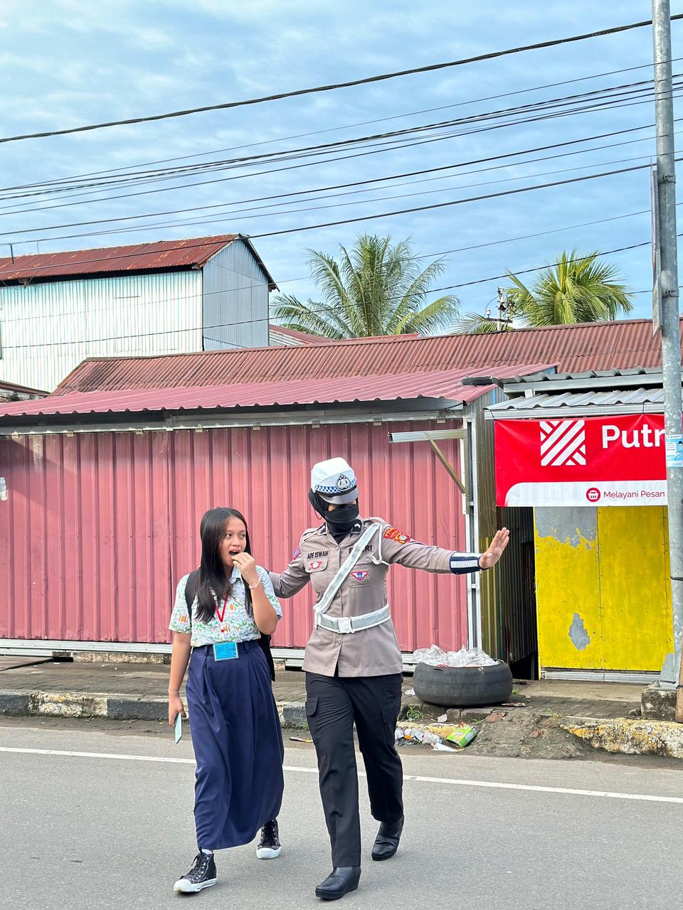 Hadir Untuk Masyarakat, Ditlantas Polda Sulbar Terus Berikan Pelayanan Terbaik