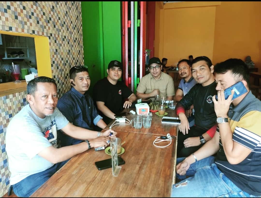 Bahas Peta politik di Sulawesi Selatan, BaraJP Sulsel, Lidik Pro Dan Perhapmi Ngopi Bareng