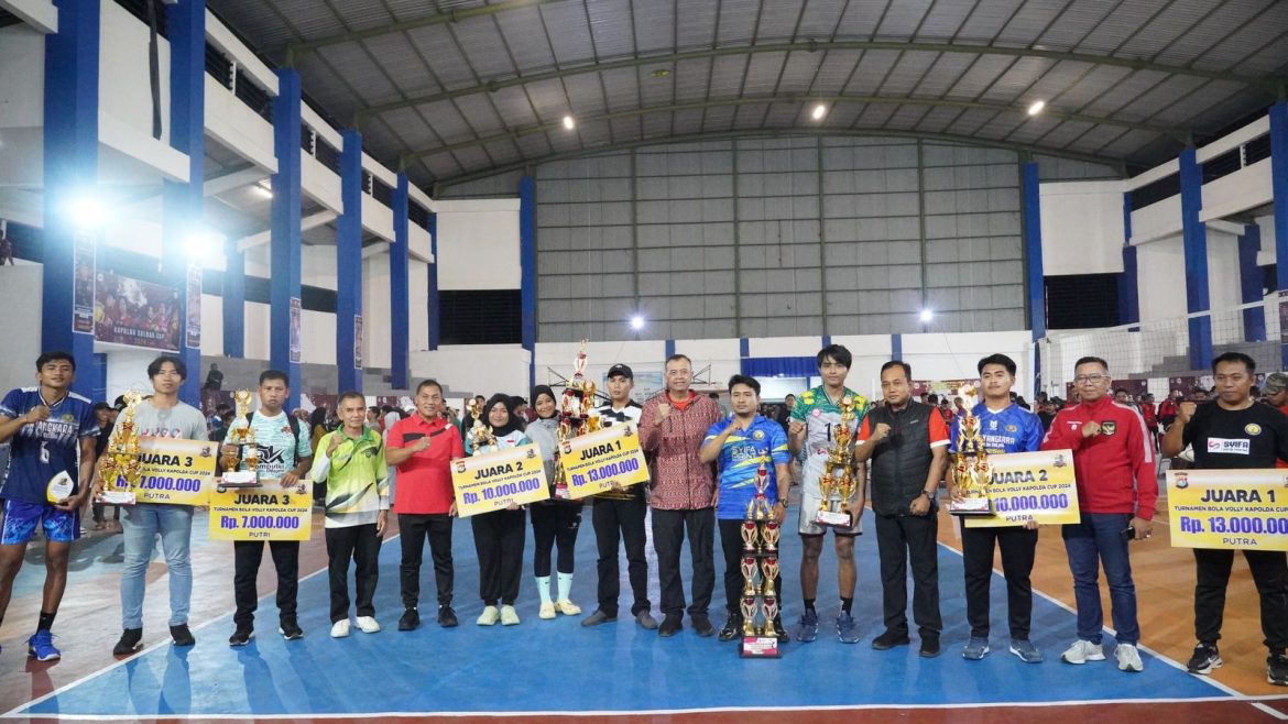 Tutup Turnamen Voli Kapolda CUP, Ini Harapan Irjen Pol Adang Ginanjar
