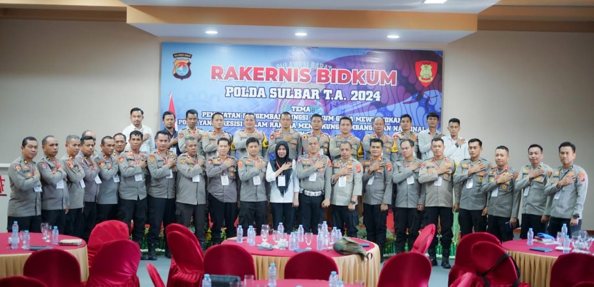 Rakernis Bidkum Polda Sulbar, Tingkatkan Pengembangan Penguatan Hukum Personel