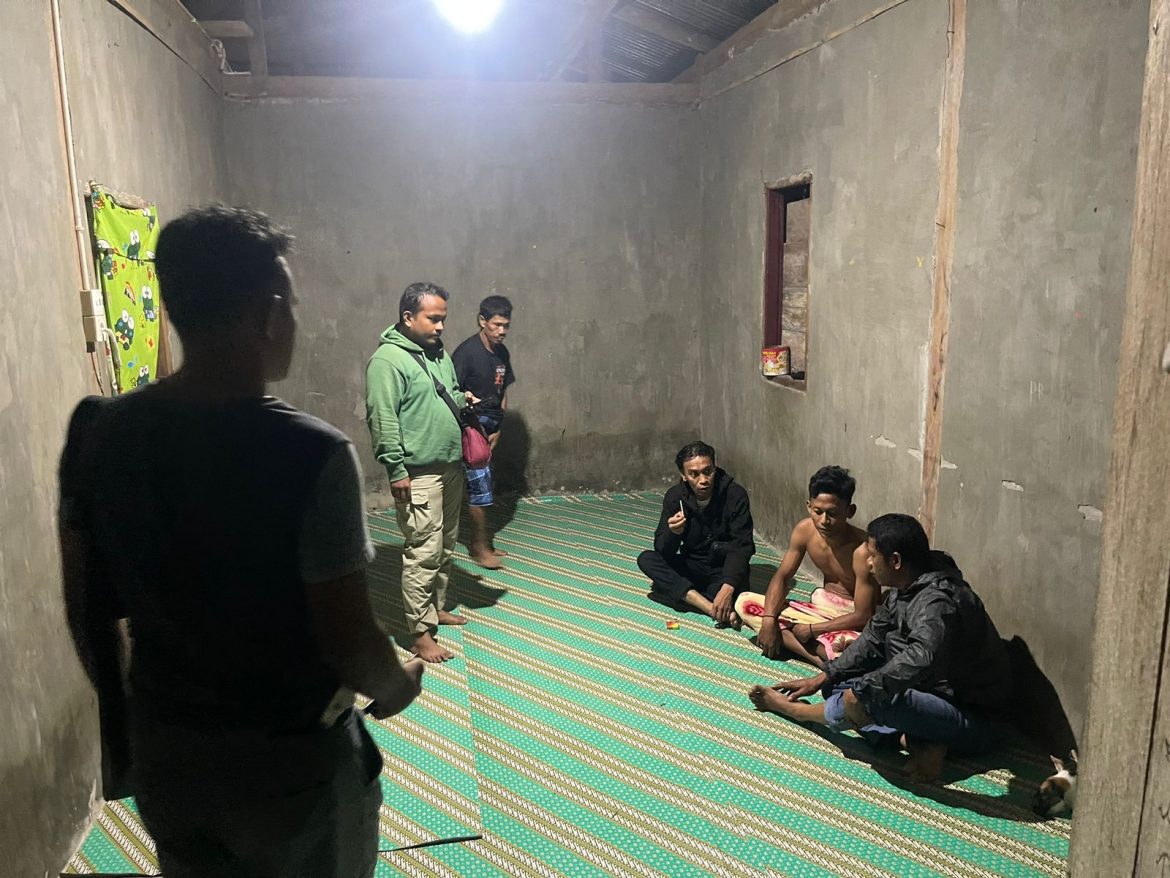 Satreskrim Polres Pasangkayu Berhasil Menangkap’ Pelaku Pencurian Hp Di Dusun Kuma