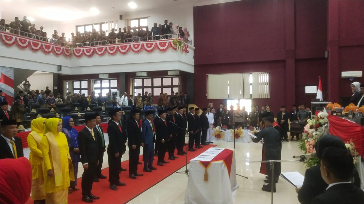 25 Anggota DPRD Pasangkayu Periode 2024-2029 Resmi Di Lantik
