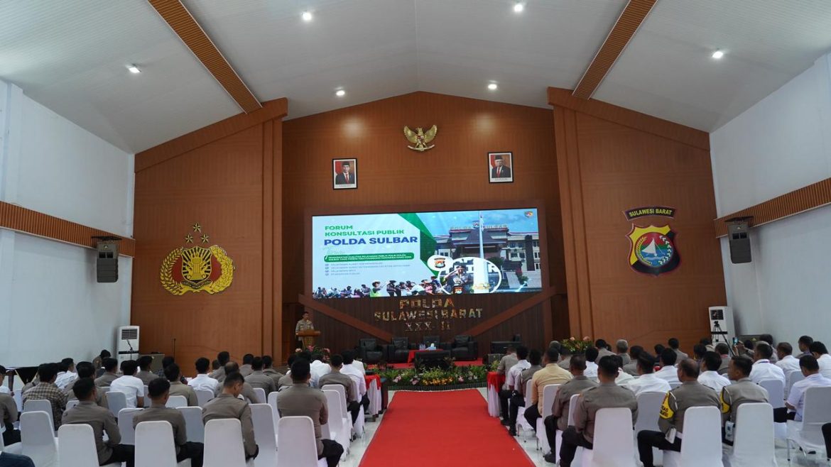 Wakapolda Sulbar Jadi Narasumber Dalam Forum Konsultasi Publik, Dorong Peningkatan Kualitas Pelayanan Publik