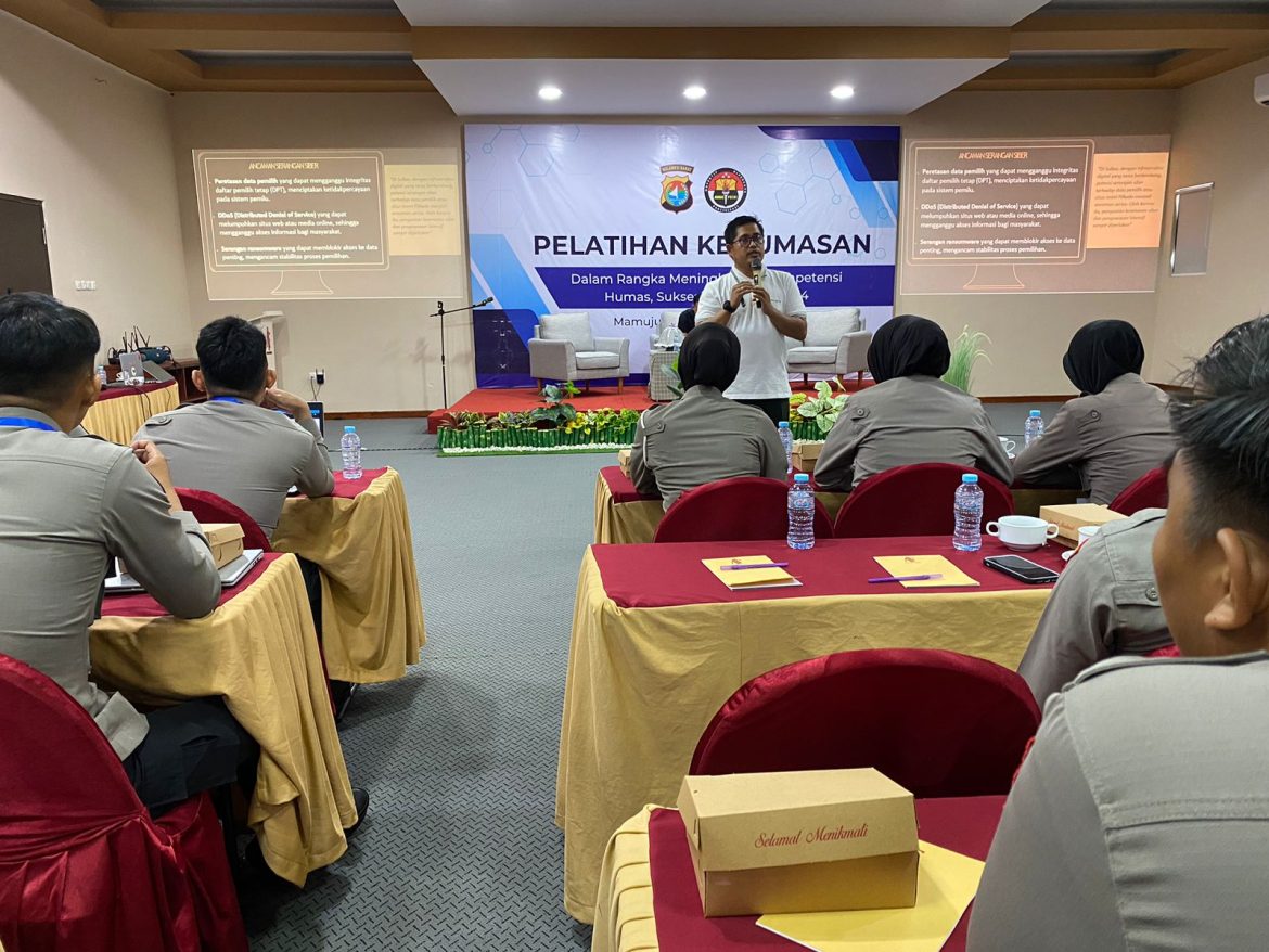 Humas Polda Sulbar Gelar Pelatihan, Tingkatkan Kompotensi Humas Sukseskan Pilkada 2024