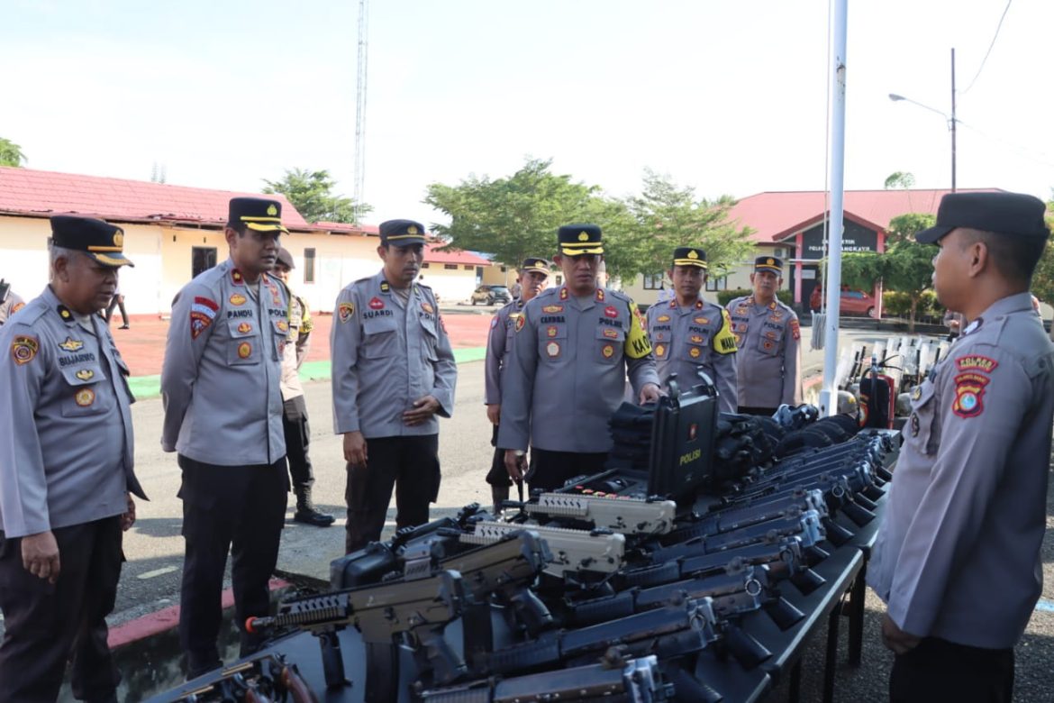 Kapolres Pasangkayu Pimpin Pemeriksaan Peralatan Dan Ranmor Dinas Kesiapan Pengamanan Pilkada 2024