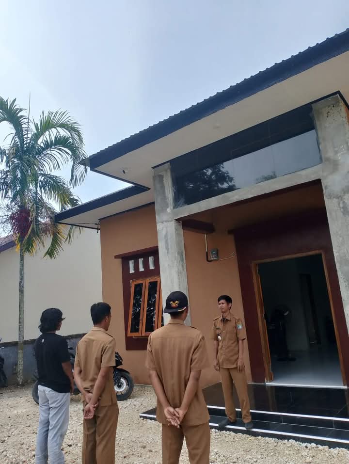 Kepala Desa Batu Matoru, Indra S.T., Tekankan Disiplin Apel Pagi Untuk Meningkatkan Pelayanan Publik