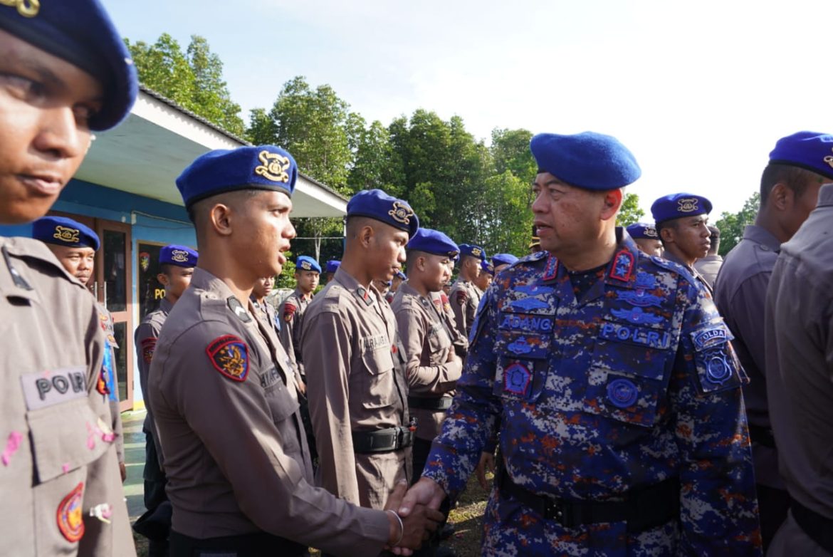 Kapolda Sulbar Pimpin Penutupan Tradisi Pembaretan Personel DitPolairud, Jantung Pertahanan Maritim