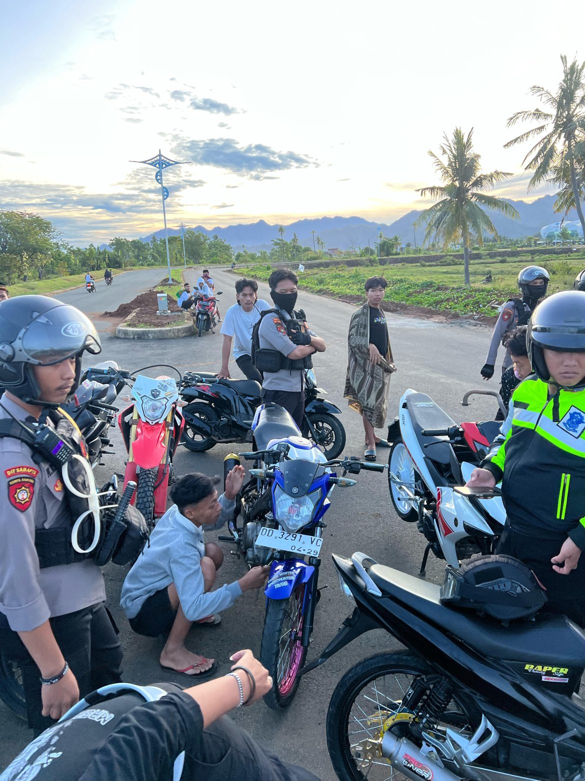 Patroli Rutin Ditsamapta Polda Sulbar, Jaga Kondusivitas Ramadhan Gangguan Balap Liar