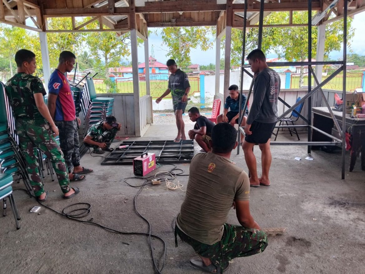 Semangat Tak Pernah Pudar Satgas TMMD ke-123 Bangun Kerangka Tandon Air, Wujudkan Harapan Warga