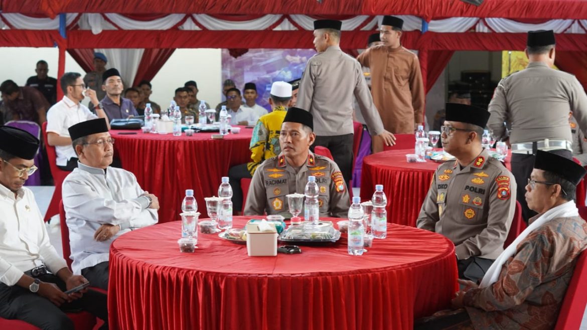 Safari Ramadan, Wakapolda Sulbar: Tebar Sentuhan Kasih untuk Anak Yatim di Pasangkayu