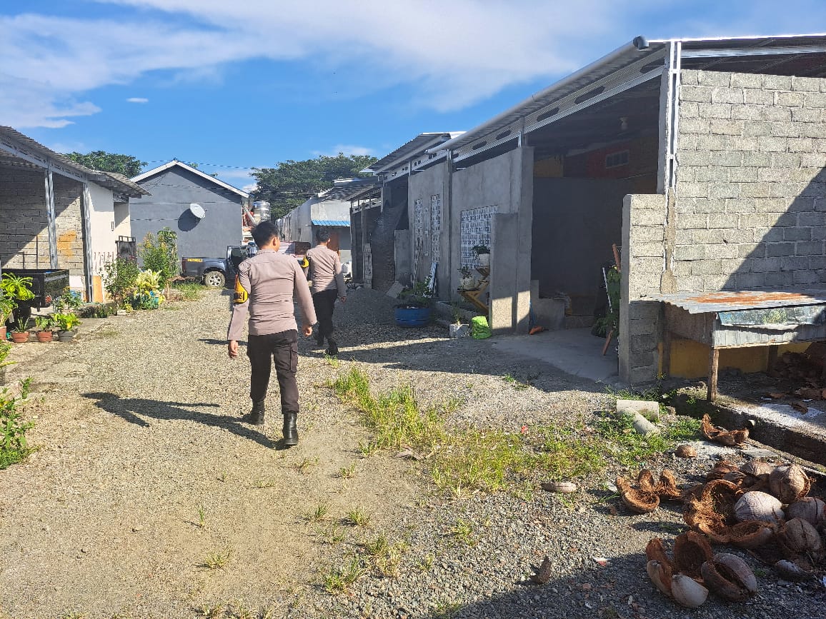 Patroli Rumah Kosong Personil Polsek Topoyo, Menjaga Keamanan Rumah Warga Saat Mudik