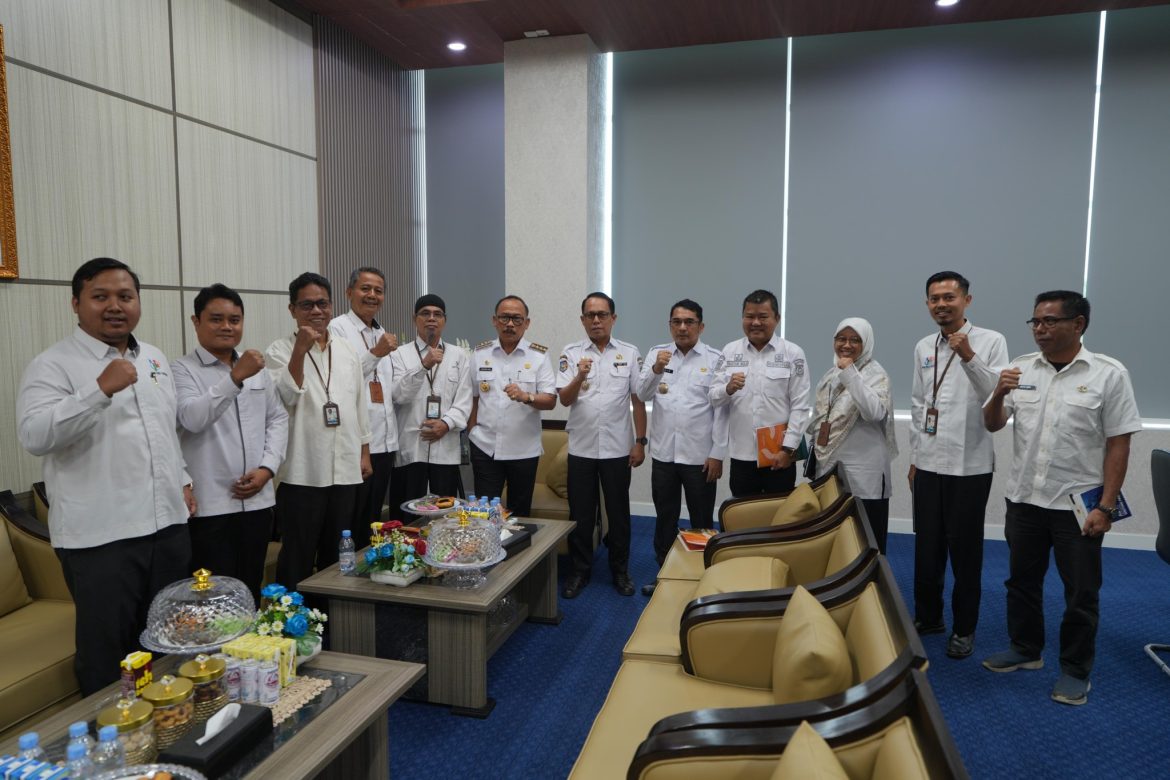BPS Sulbar Audiensi dengan Gubernur, Kominfo Pers Dukung Penguatan Statistik dan Persandian