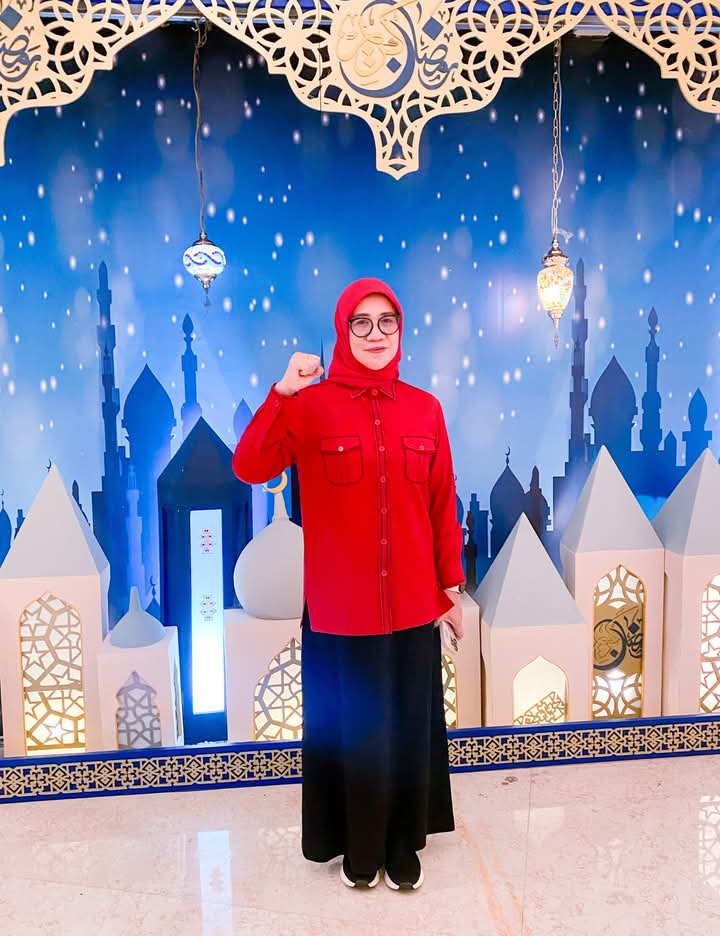Dr. Hj. Herny Hadiri Malam Penganugerahan Trisakti Tourism Award 2025: Apresiasi untuk Desa Wisata Berkelanjutan