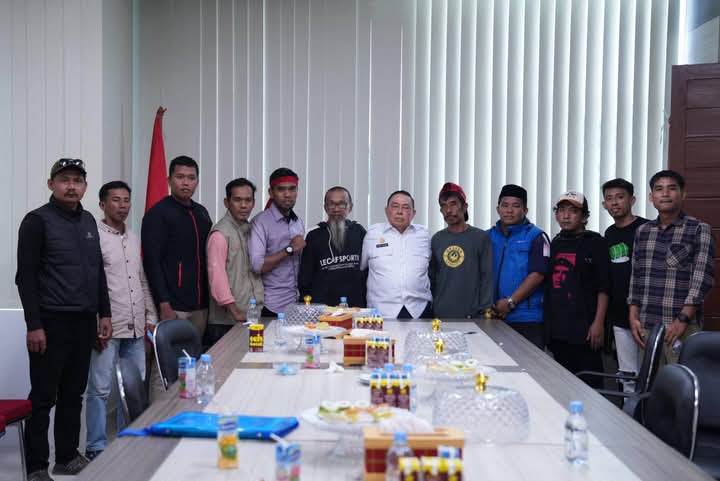 Wagub Sulbar Kambali Terima Aspirasi Warga Tolak Tambang Pasir