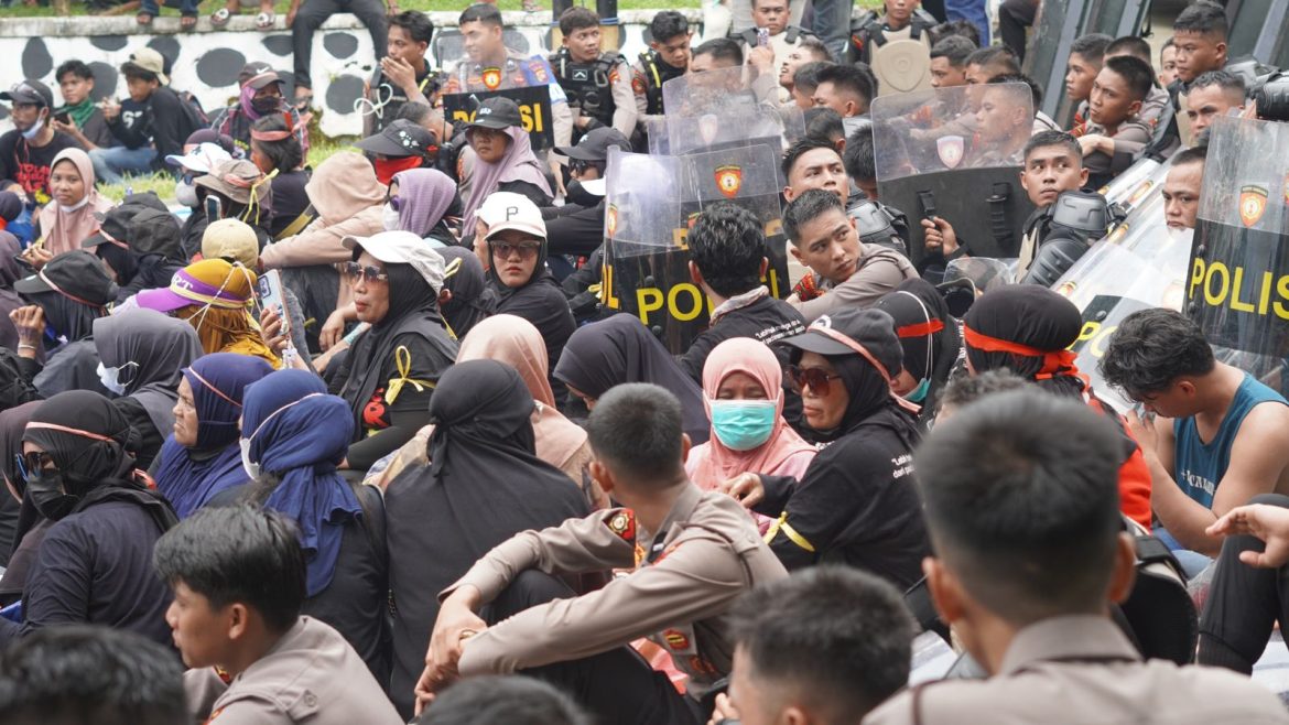 Karossa Menolak Tambang, Aksi Damai Dijaga Ketat