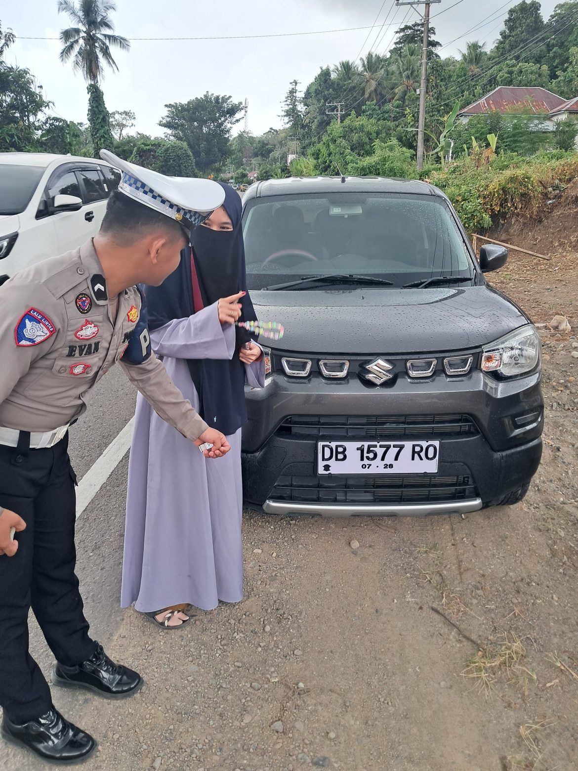Polda Sulbar Edukasi Pengendara lewat Razia Lalu Lintas Humanis