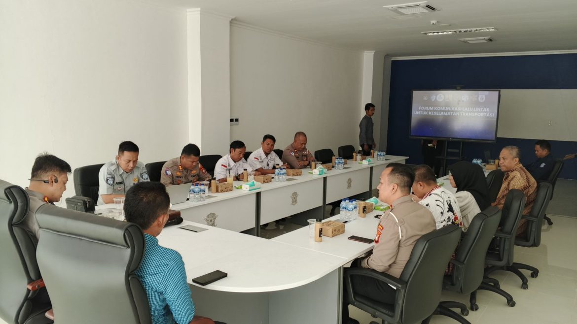 Dirlantas Polda Sulbar Pimpin Forum Keselamatan Lalu Lintas: Dorong Sinergi dan Aksi Nyata