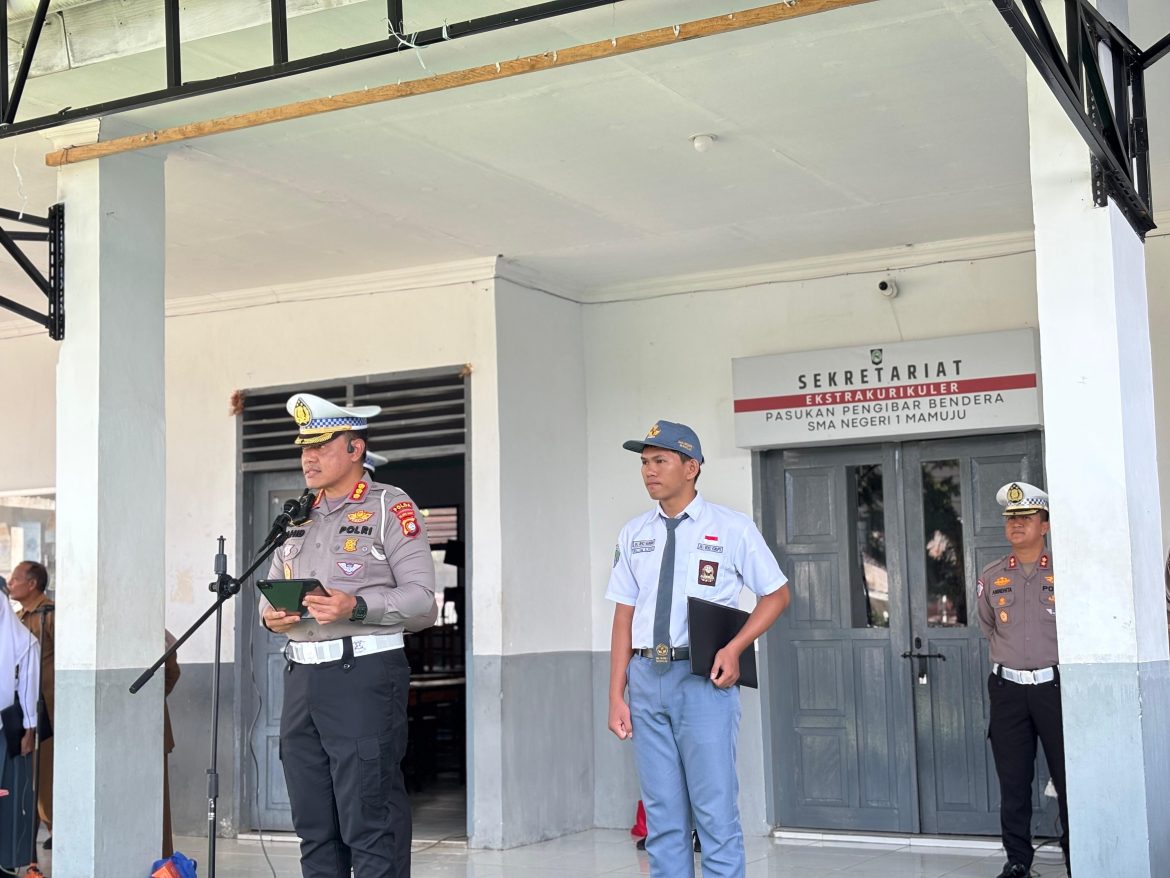 Dirlantas Sulbar Tanamkan Nilai Keselamatan dan Akhlak Mulia di Sekolah