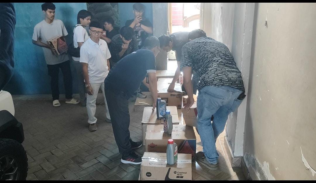Polda Sulbar Gerebek Gudang Oli Ilegal di Wonomulyo