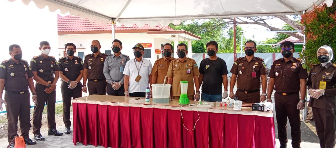 Kejari Pasangkayu Hancurkan Barang Bukti 28 Kasus