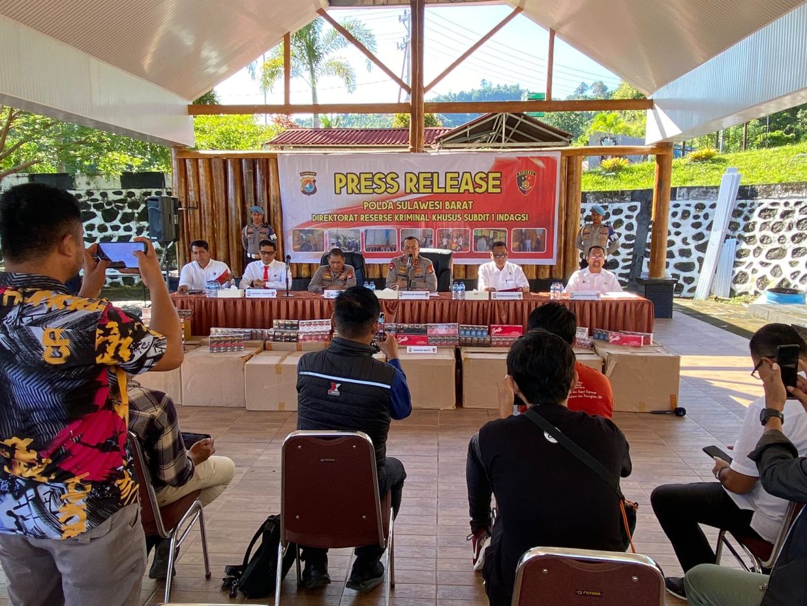 Puluhan Ribu Bungkus Rokok Ilegal Diamankan