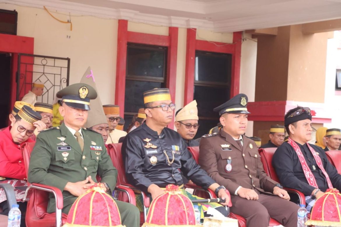 Kapolres Hadiri Upacara Hardiknas 2025 di Halaman Kantor Bupati