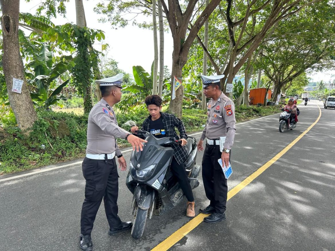 Upaya PJR Ditlantas Polda Sulbar Tekan Angka Kecelakaan, 9 Kendaraan Over Load Kena Teguran Tertulis