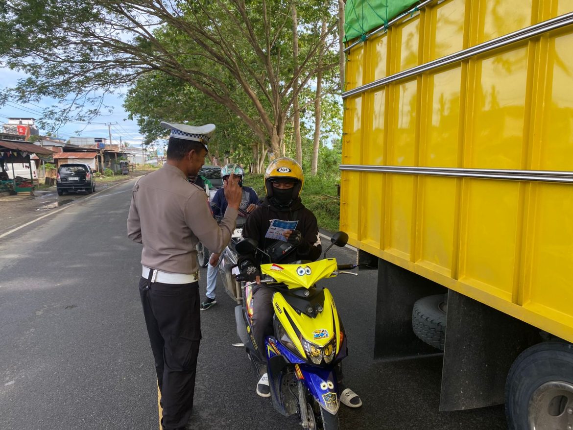 Sembilan Truk Langgar Aturan Ditindak