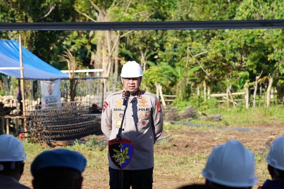 Kapolda Sulbar Pimpin Peletakan Batu Pertama Barak Siaga Dit Polairud: Modernisasi untuk Keamanan Maritim yang Lebih Optimal