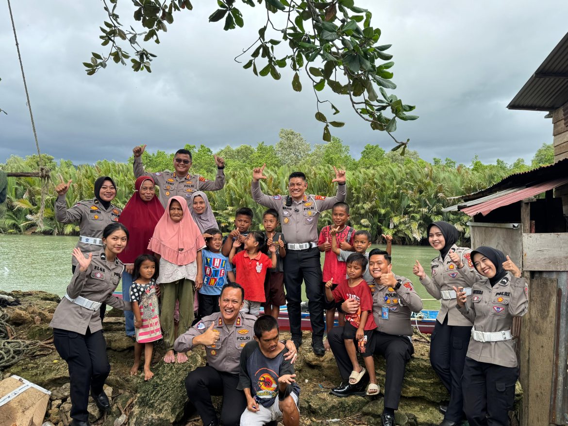 Bhayangkara ke-79, Dirlantas Sentuh Warga dan Anak Panti