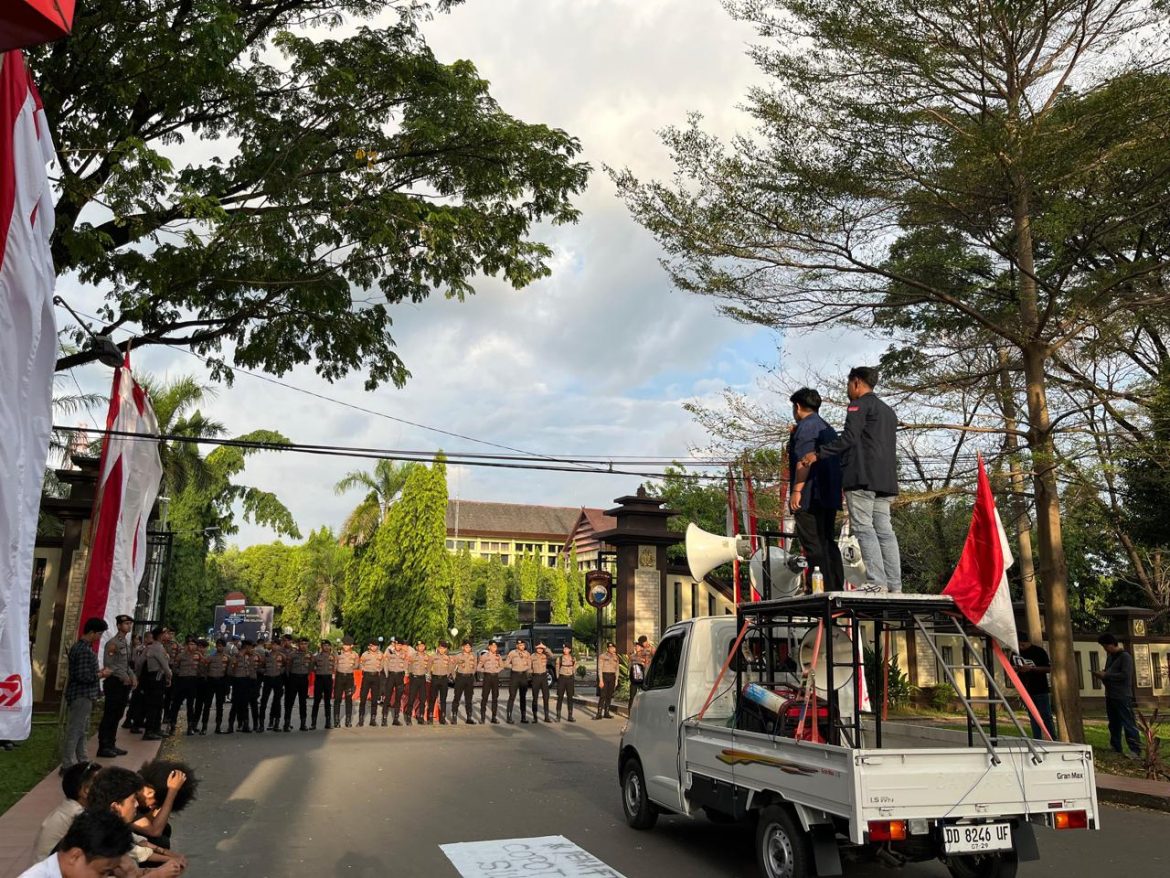 PEMA FT-Unibos Resmi Laporkan Oknum Polisi Arogan ke Propam Polda Sulsel