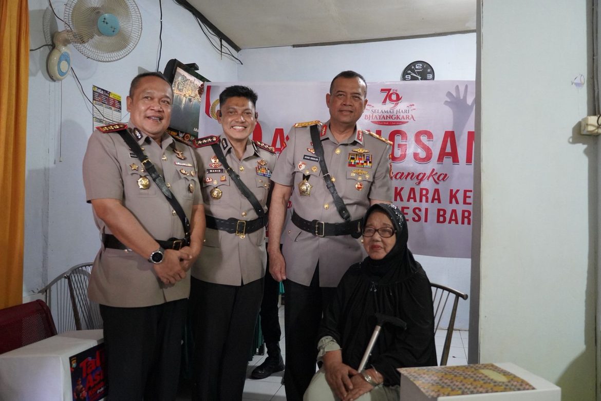 Kapolda Sulbar Sambangi Purnawirawan, Teguhkan Semangat Bhayangkara ke-79