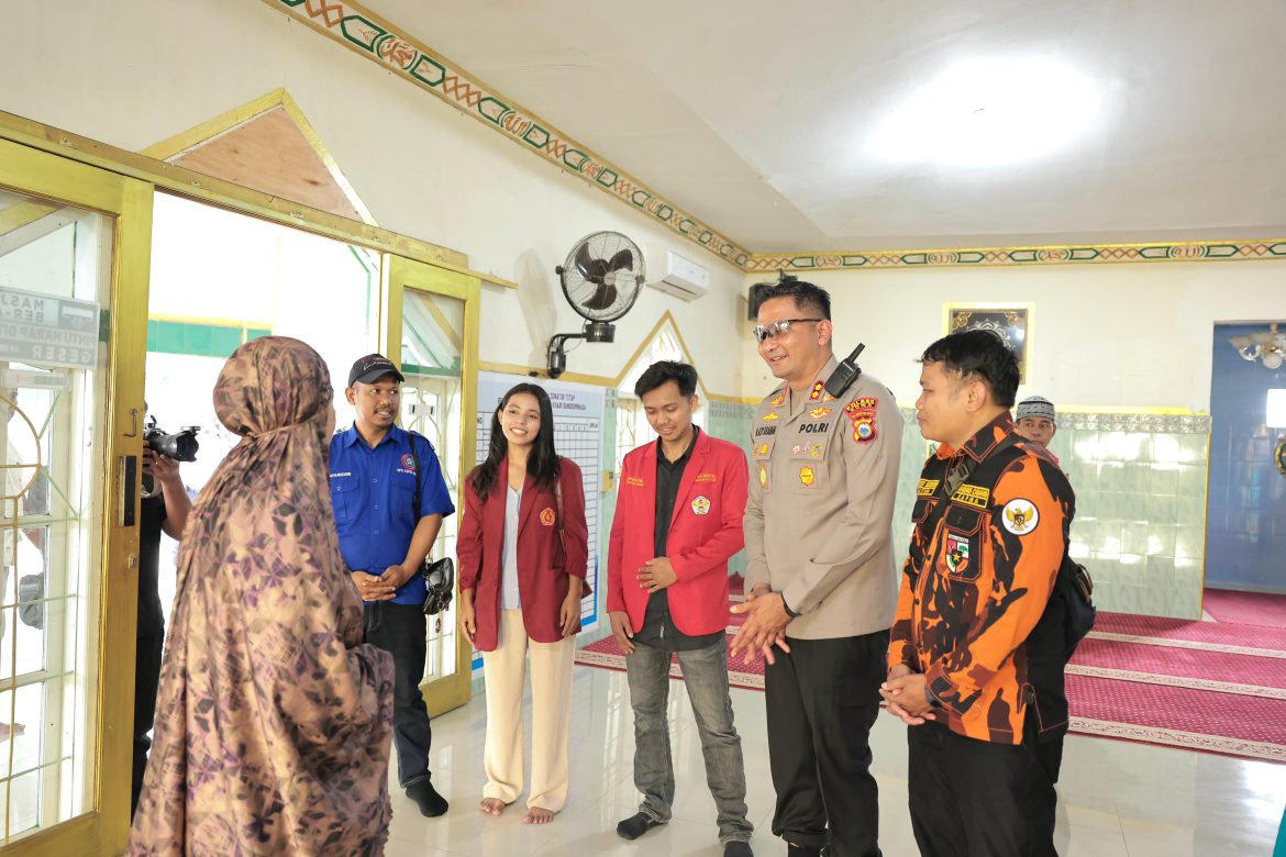 Sambut HUT Bhayangkara ke-79, Polres Gowa Gelar Bakti Religi Bersama Aktivis di Masjid Babul Khair Al-Utsaimin