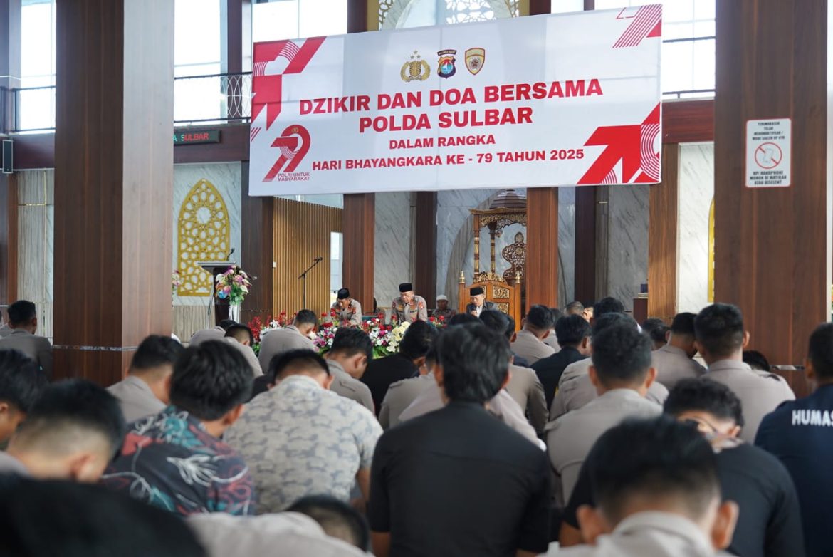 Doa Bersama di Masjid Jabal Rahmah, Polda Sulbar Mantapkan Langkah Menuju Polri Presisi