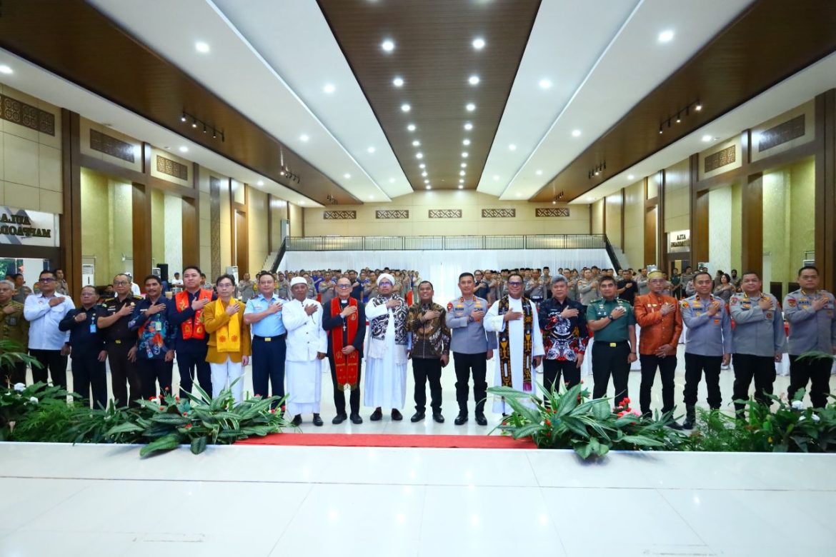 Polda Sulsel Gelar Doa Bersama Lintas Agama dalam Rangka Peringatan Hari Bhayangkara ke-79