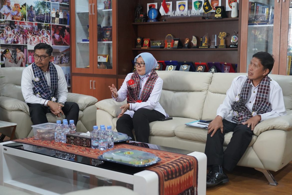 Polda Sulbar Terbuka Untuk Evaluasi dan Reformasi Hukum