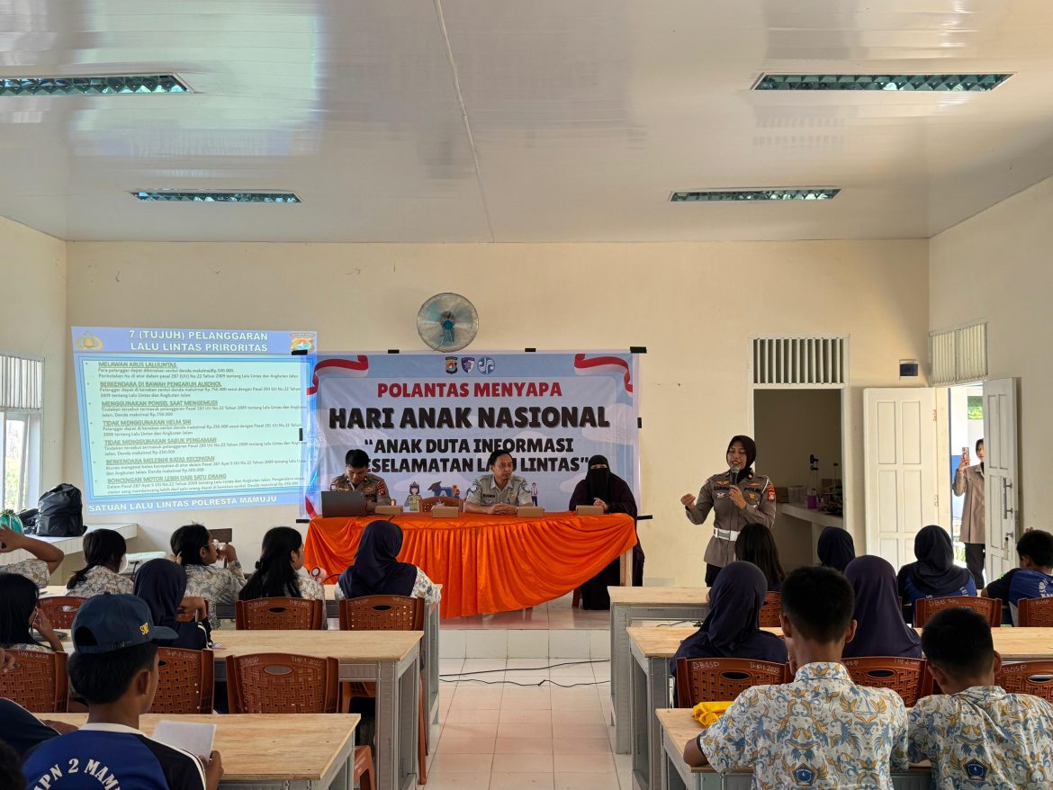 SMPN 2 Mamuju Jadi Lokasi Edukasi Lalu Lintas