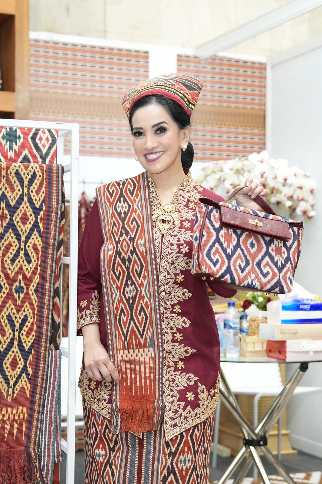 Kekayaan Budaya Sulbar Tersaji Ekslusif di Bazar Bhayangkari