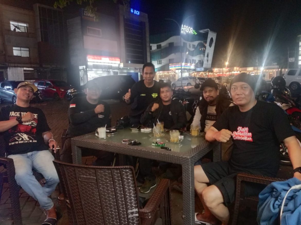 Pertemuan Perdana Kabiro Pasangkayu dan Pimred Intelijennews di Makassar Penuh Keakraban