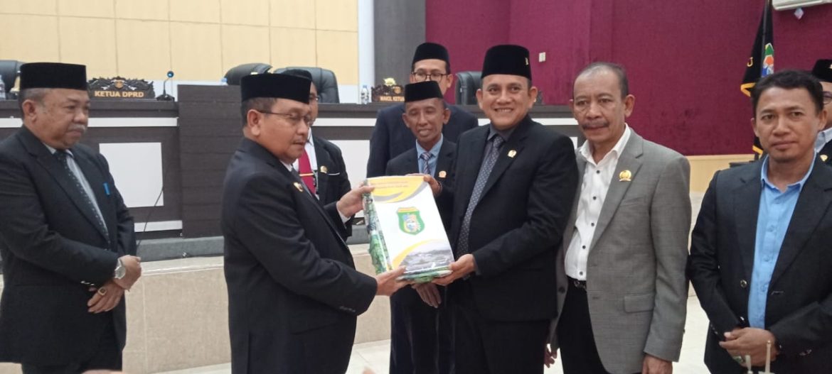 Bupati dan DPRD Pasangkayu Sepakati Arah Kebijakan Keuangan Daerah 2026