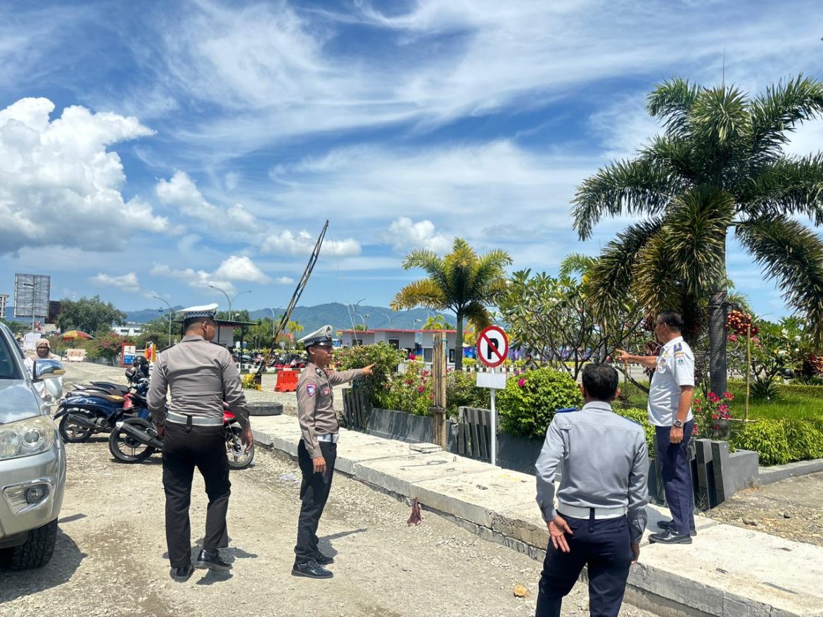 Polda Sulbar dan Dishub Gelar Survei Bersama Antisipasi Kemacetan di Mamuju