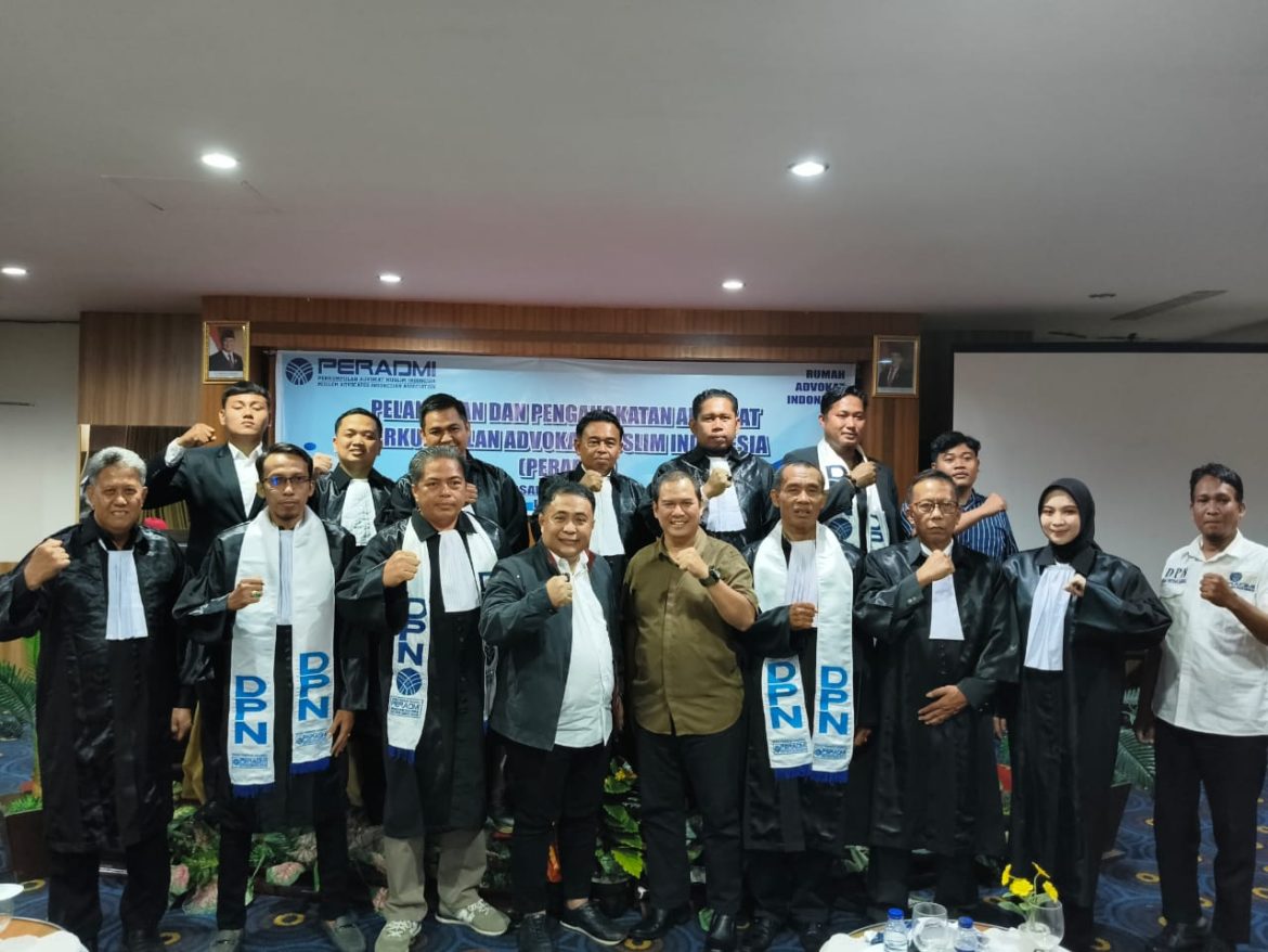 Gelar Pelantikan Calon Advokat di Makassar, DPN PERADMI Buktikan Perluas Jaringan